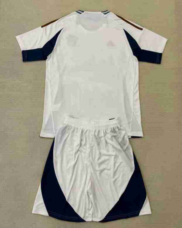 Camiseta Bayern Munich Conjunto Niños Concepto 2025 2026_1