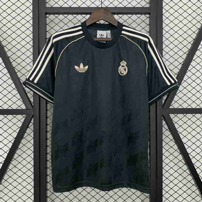 Tailandia Camiseta Especial Real Madrid 2025 26 Negro Tailandia Camiseta Especial Real Madrid 2025 26 Negro